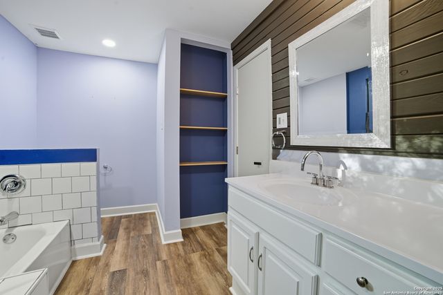 14906 Circle J, Helotes, TX 78023