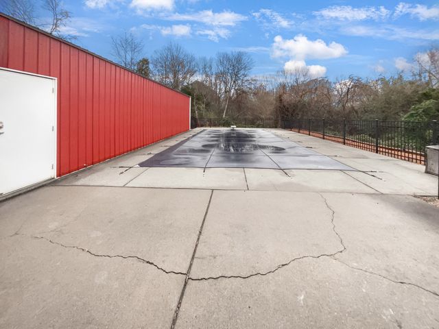 1345 Walker Cemetery Rd, Pleasant View, TN 37146