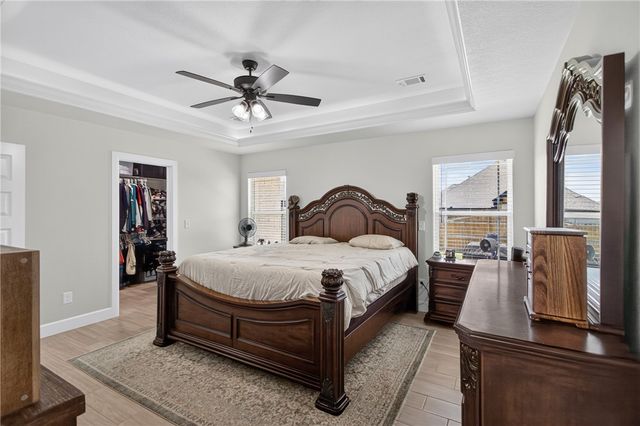 1901 Higgins Street, Pea Ridge, AR 72751