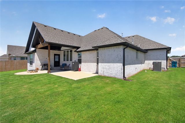 1901 Higgins Street, Pea Ridge, AR 72751