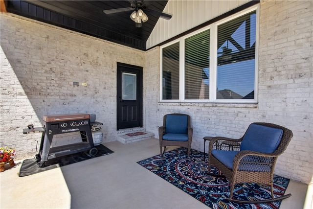 1901 Higgins Street, Pea Ridge, AR 72751