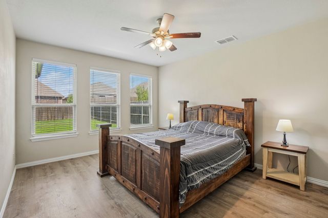 3800 Arroyo Trail, Denton, TX 76208