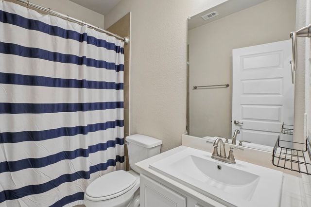 3800 Arroyo Trail, Denton, TX 76208