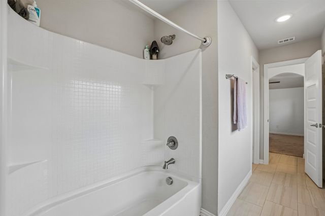 3800 Arroyo Trail, Denton, TX 76208