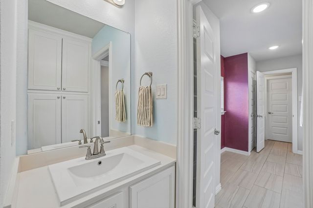 3800 Arroyo Trail, Denton, TX 76208