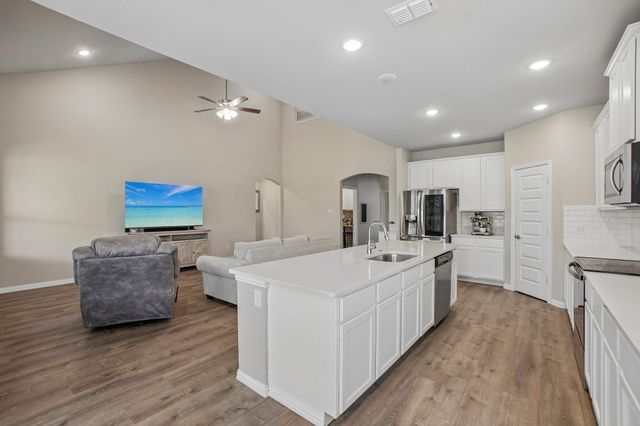 3800 Arroyo Trail, Denton, TX 76208