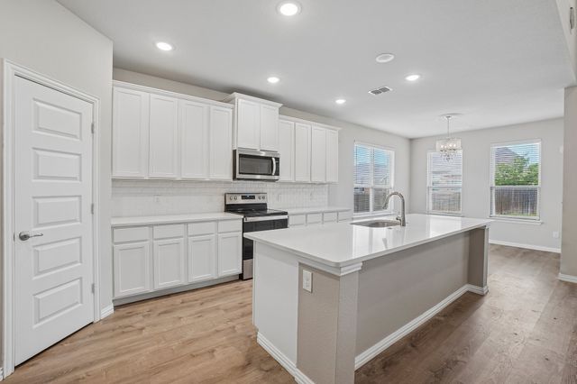3800 Arroyo Trail, Denton, TX 76208