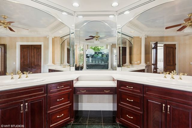 5N195 Dover Hill Road, St. Charles, IL 60175