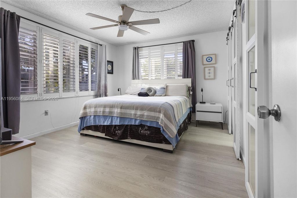5935 Del Lago Circle 209, Sunrise, FL 33313