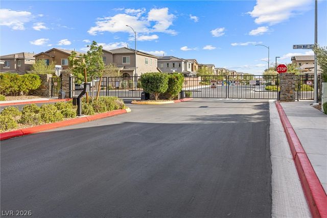 7058 Noah Raven Street, North Las Vegas, NV 89084