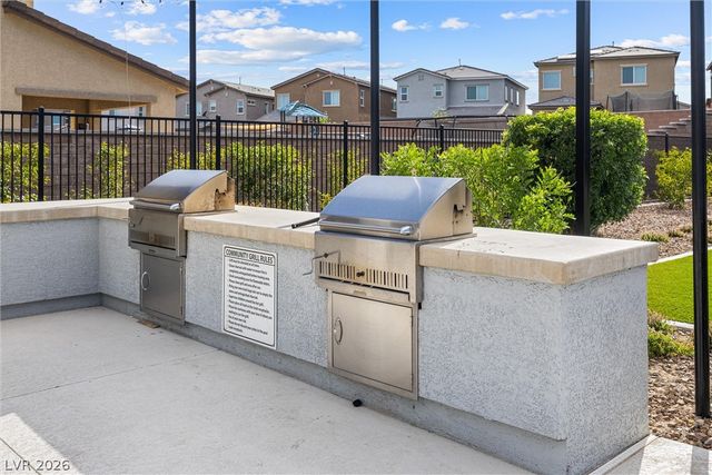 7058 Noah Raven Street, North Las Vegas, NV 89084