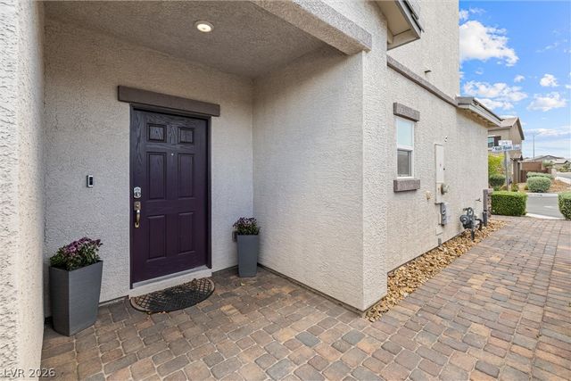 7058 Noah Raven Street, North Las Vegas, NV 89084