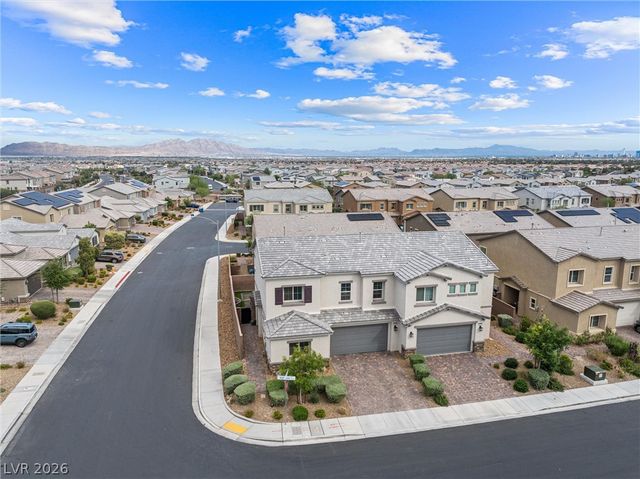 7058 Noah Raven Street, North Las Vegas, NV 89084