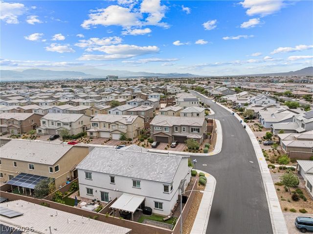 7058 Noah Raven Street, North Las Vegas, NV 89084