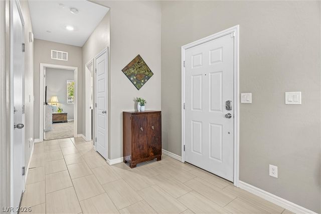 7058 Noah Raven Street, North Las Vegas, NV 89084