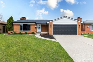 19259 Rockport Street, Roseville, MI 48066