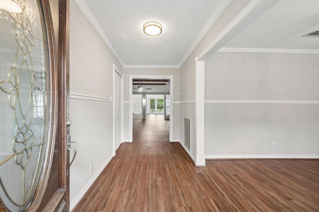 15510 Jersey Drive, Houston, TX 77040