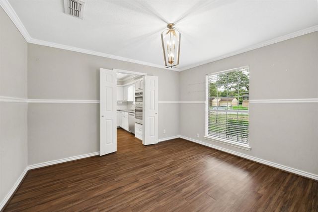 15510 Jersey Drive, Houston, TX 77040