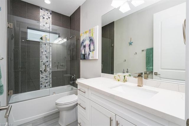 328 16th AVE NW, Naples, FL 34120
