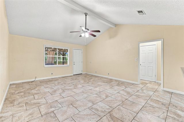 426 Corley Drive, Highlands, TX 77562