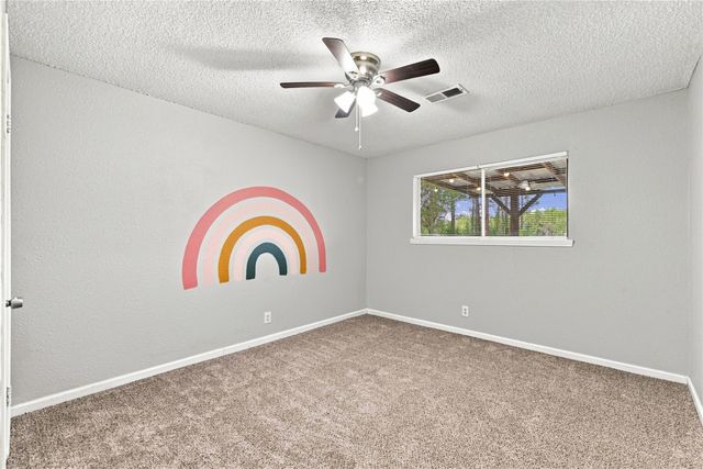 426 Corley Drive, Highlands, TX 77562