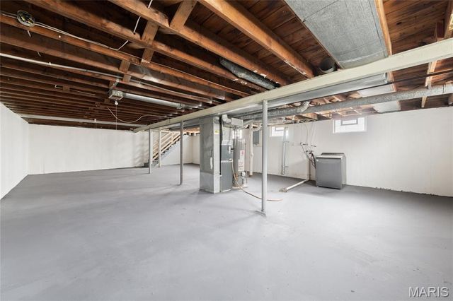 1729 Keelen Drive, St Louis, MO 63136