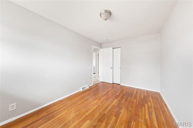 1729 Keelen Drive, St Louis, MO 63136