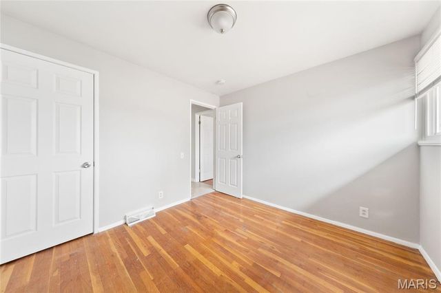 1729 Keelen Drive, St Louis, MO 63136