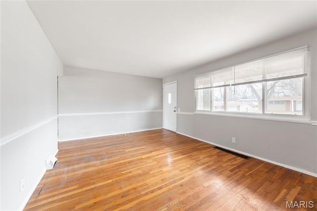 1729 Keelen Drive, St Louis, MO 63136