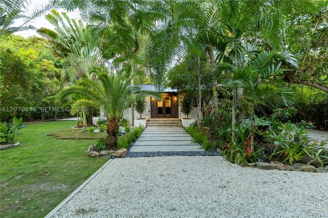 10901 NE 3rd Ave, Miami, FL 33161