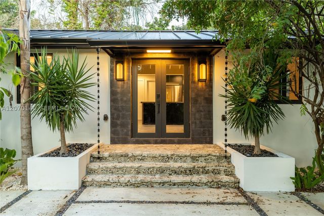 10901 NE 3rd Ave, Miami, FL 33161