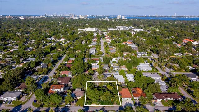 10901 NE 3rd Ave, Miami, FL 33161
