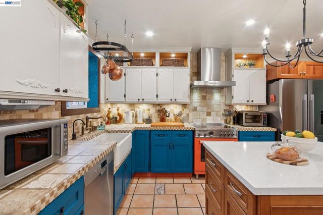 164 Miriam St, Daly City, CA 94014