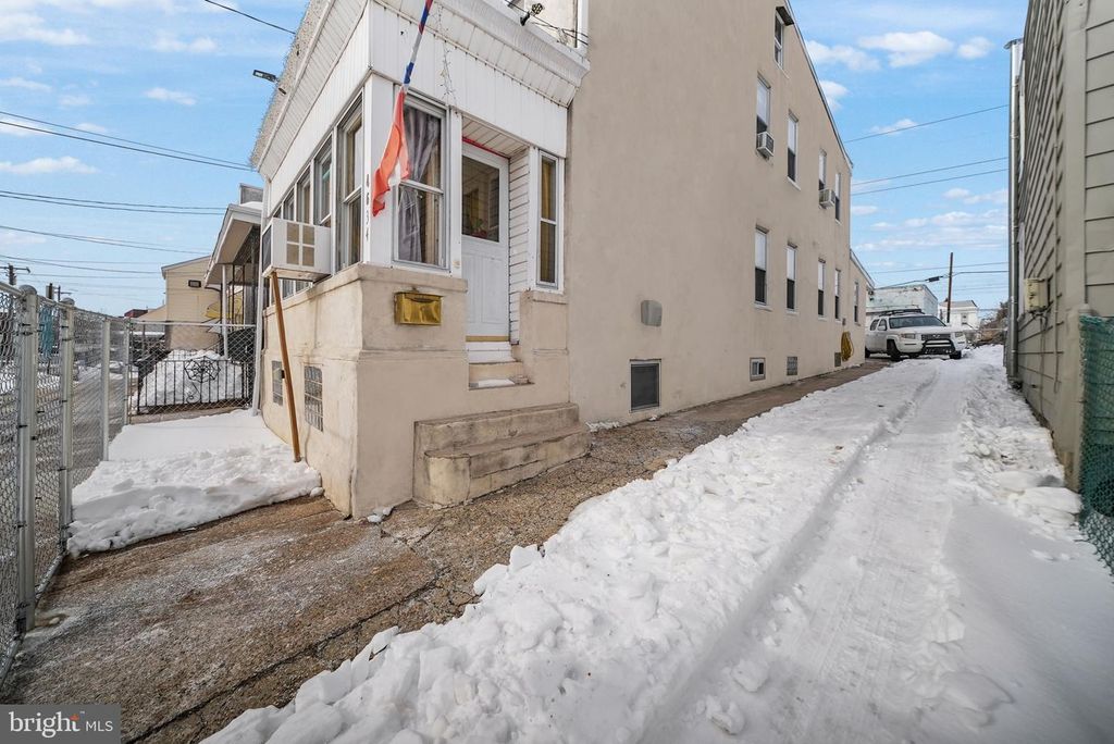 4634 JAMES ST, Philadelphia, PA 19137