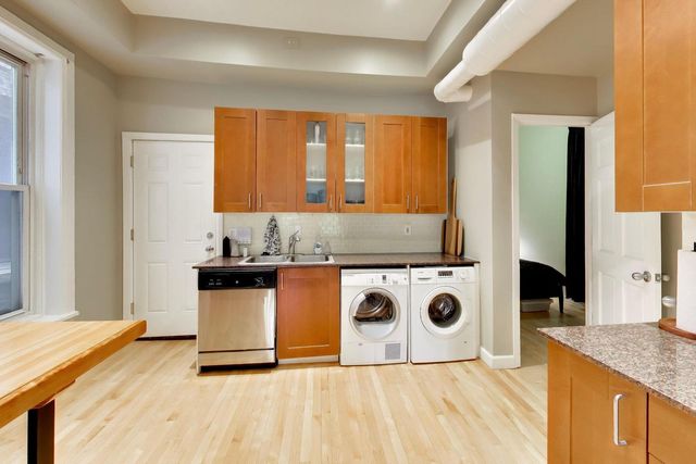 1729 W ERIE Street 2N, Chicago, IL 60622