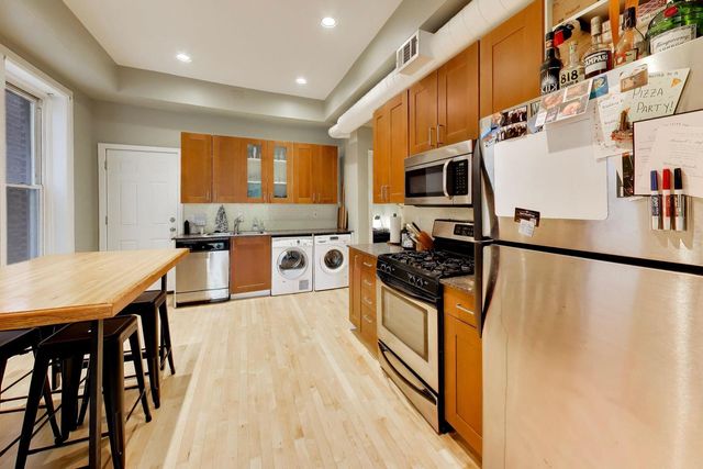 1729 W ERIE Street 2N, Chicago, IL 60622
