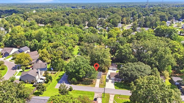 8836 Bucknell Drive, North Charleston, SC 29406