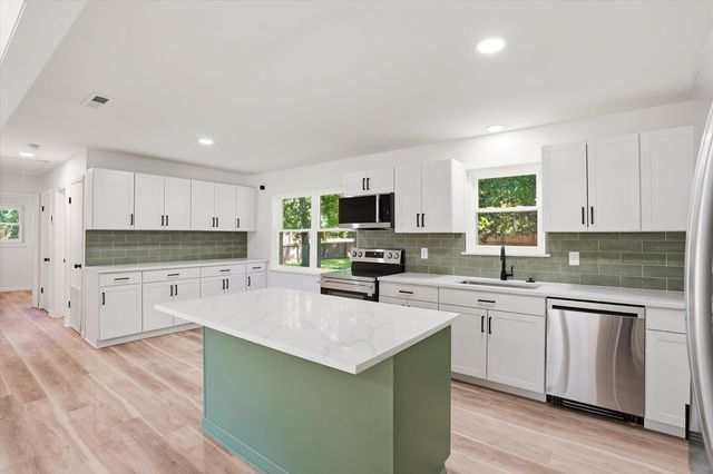 8836 Bucknell Drive, North Charleston, SC 29406