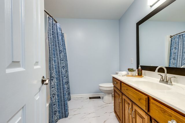 442 S Military St, Loretto, TN 38469