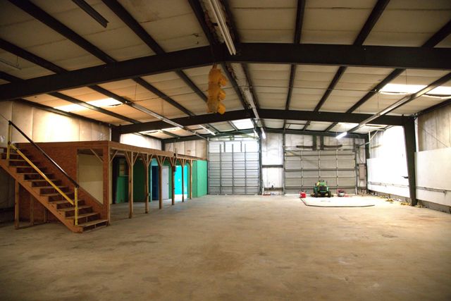 442 S Military St, Loretto, TN 38469
