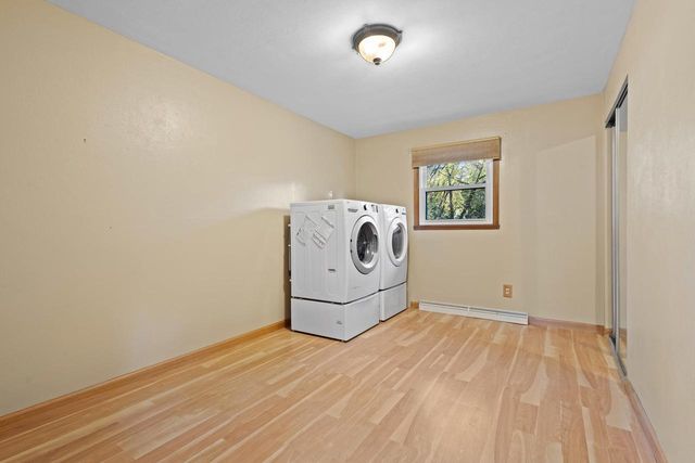 837 S LEE STREET, Appleton, WI 54915