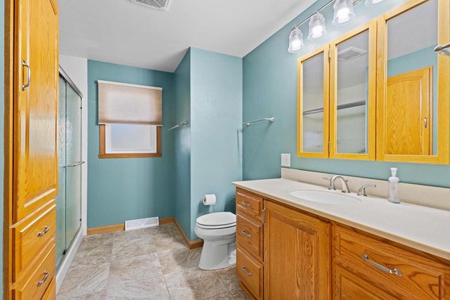 837 S LEE STREET, Appleton, WI 54915