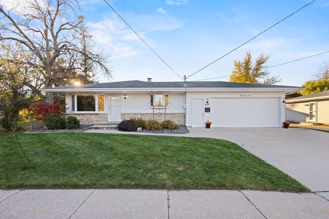 837 S LEE STREET, Appleton, WI 54915