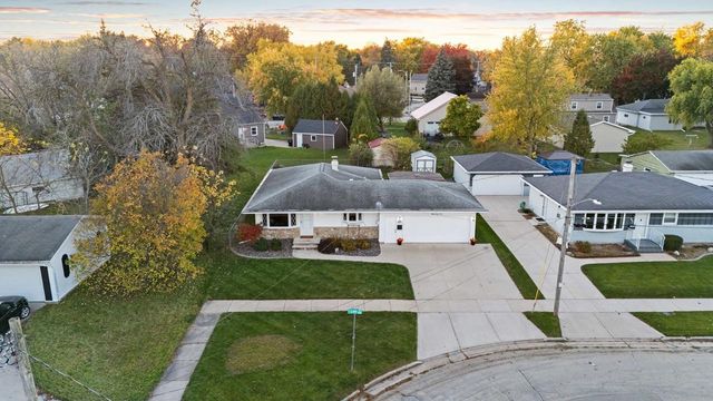 837 S LEE STREET, Appleton, WI 54915