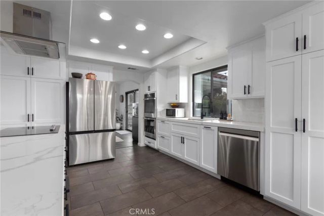 5027 Sleeping Indian, Fallbrook, CA 92028