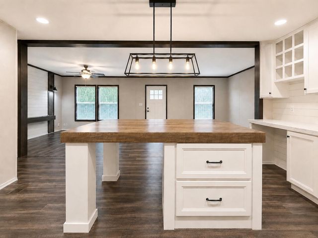34062 S 610 Road, Grove, OK 74344