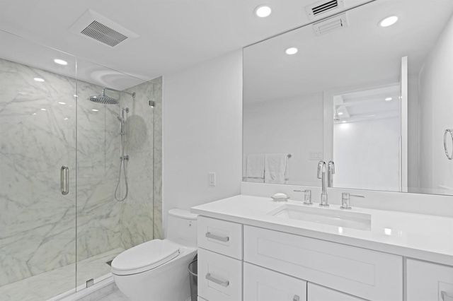 5380 N Ocean Drive 10d, Riviera Beach, FL 33404