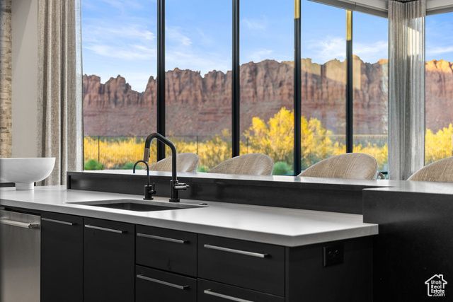 362 N TURTLE POINT DR, Ivins, UT 84738