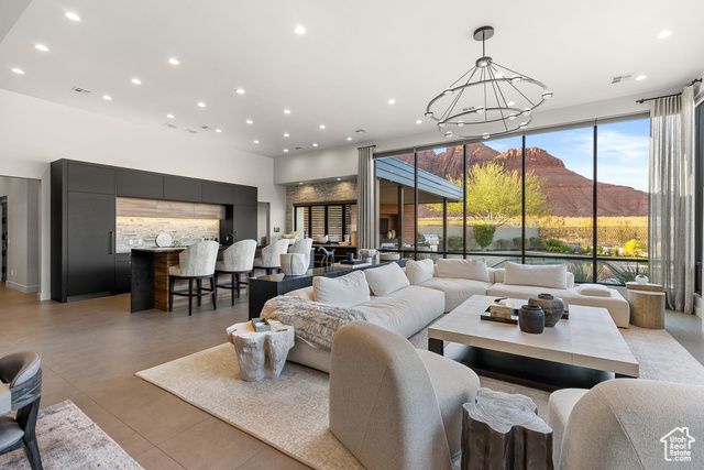 362 N TURTLE POINT DR, Ivins, UT 84738