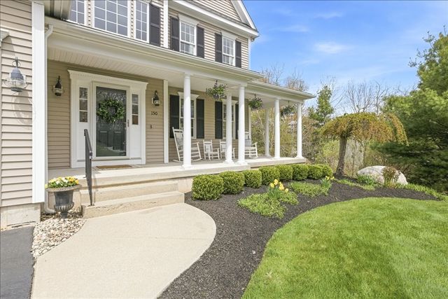 150 Brandywine Rd, Franklin, MA 02038